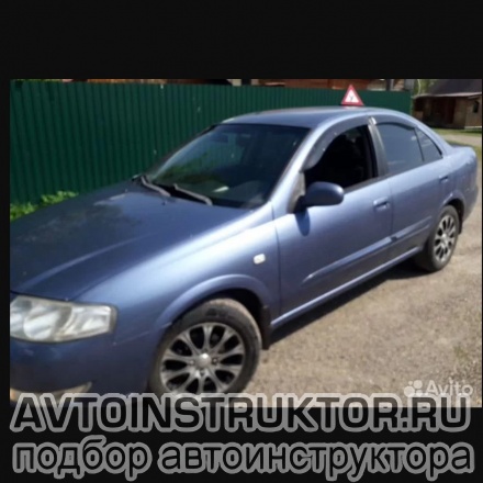 Обучение вождению на автомобиле Nissan Almera