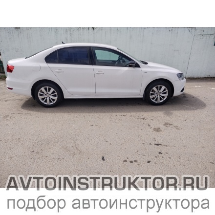 Обучение вождению на автомобиле Volkswagen Jetta