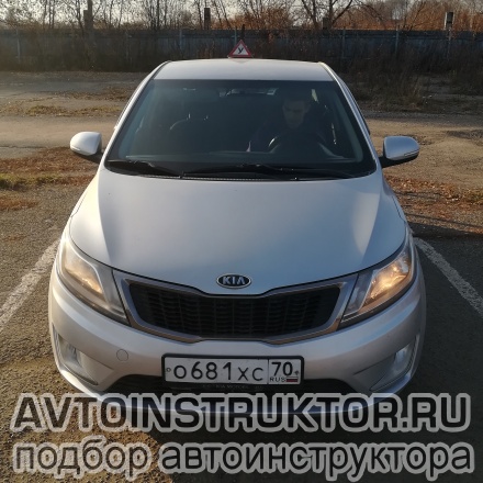 Обучение вождению на автомобиле Kia Rio