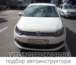 Обучение вождению на автомобиле Volkswagen Polo