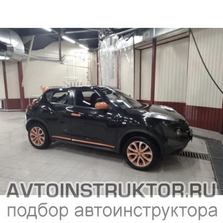 Обучение вождению на автомобиле Nissan Juke