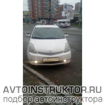 Обучение вождению на автомобиле Toyota Prius