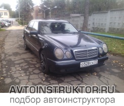 Обучение вождению на автомобиле Mercedes 190